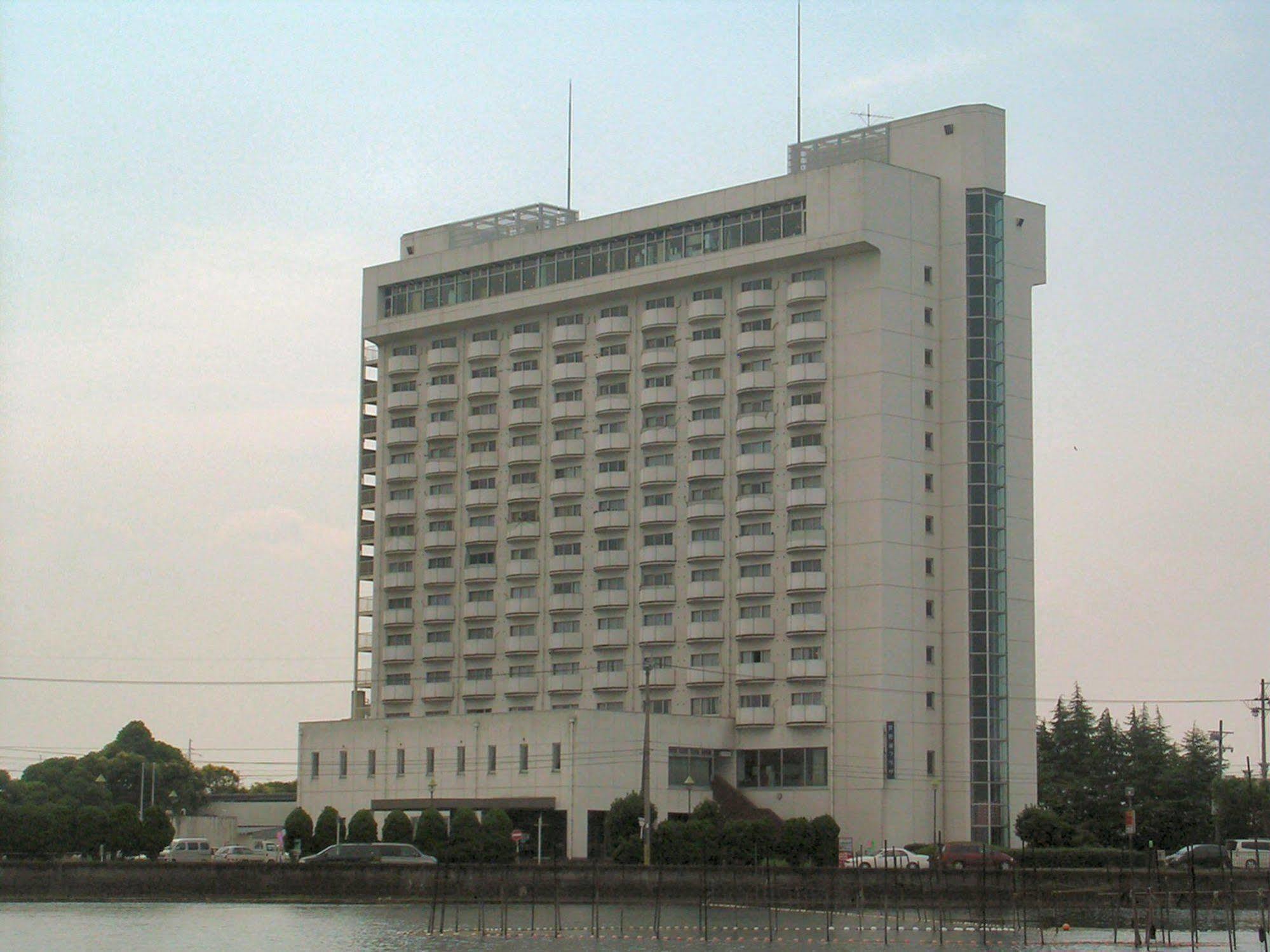 Biwako Plaza 2*