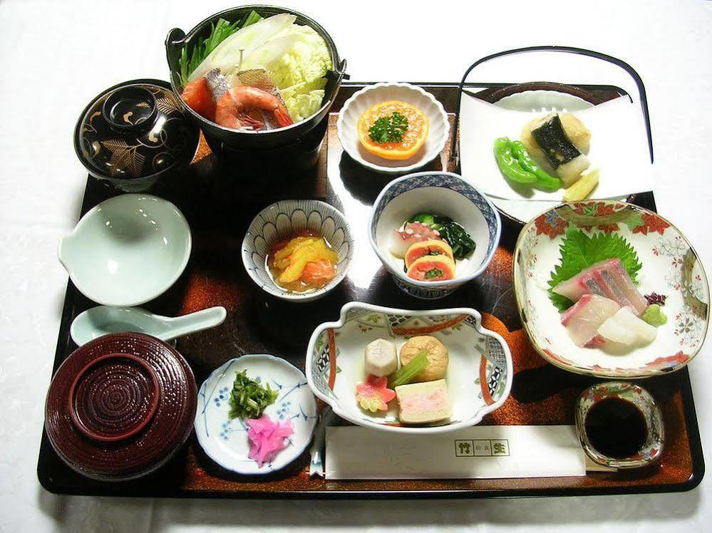 Hotel Biwako Plaza 2*